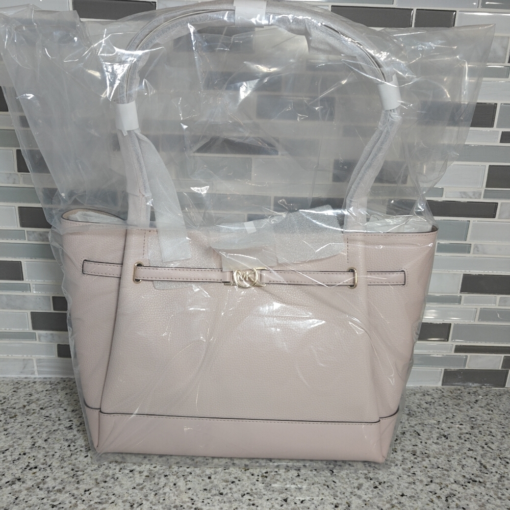 Michael Kors Reed Large Pebbled Leather Tote Bag (Powder Blush)